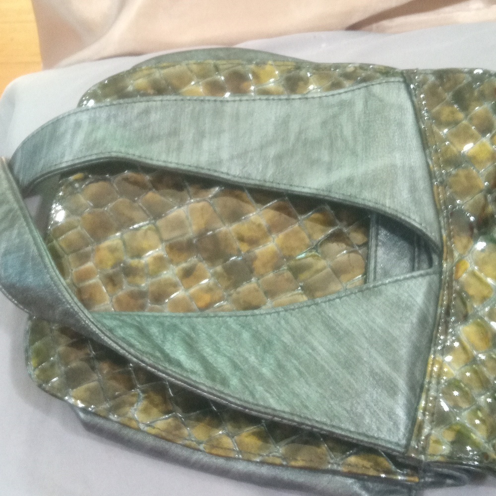 NWT leather (python?) bag - Picture 9 of 16